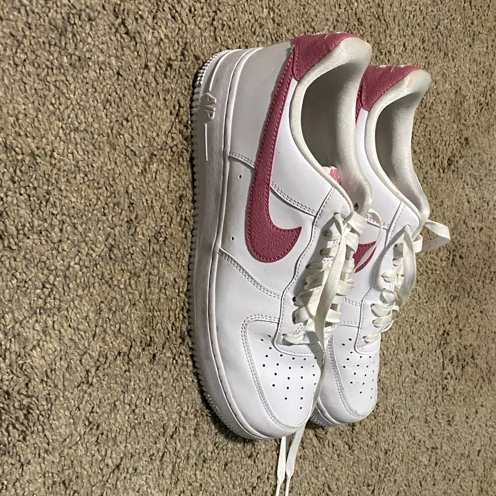 Nike White and Pink Women's Sneakers